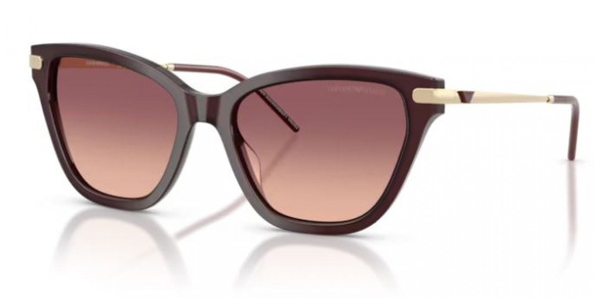 Emporio Armani 4251 62658D, 205,00 €, Occhiali Emporio Armani Rosso a forma Squadrato